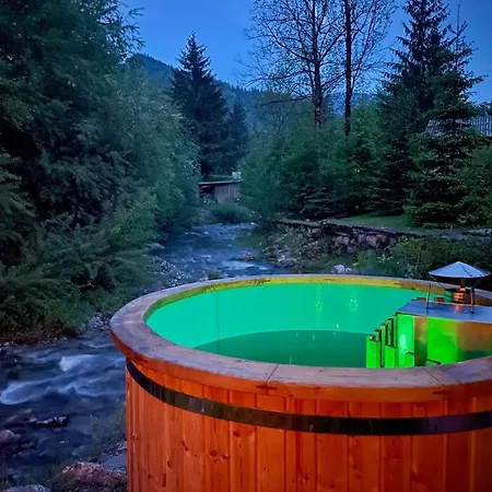 Počitniška hiša Designer Riverfront *
