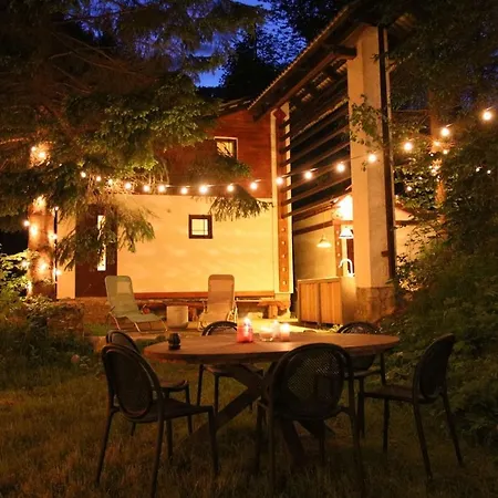 Дом отдыха Designer Riverfront Podljubelj