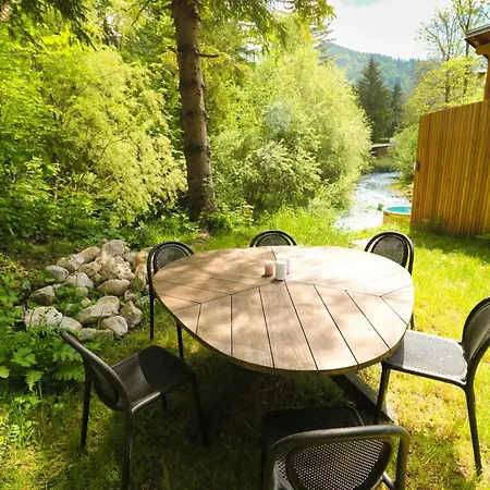 Designer Riverfront Дом отдыха